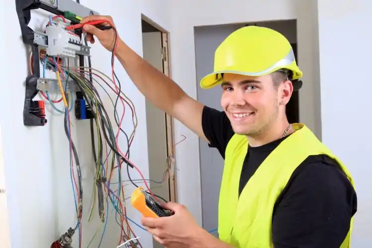 elektricien Hoogmade